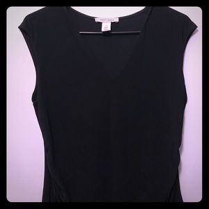 V-Neck sleeveless top